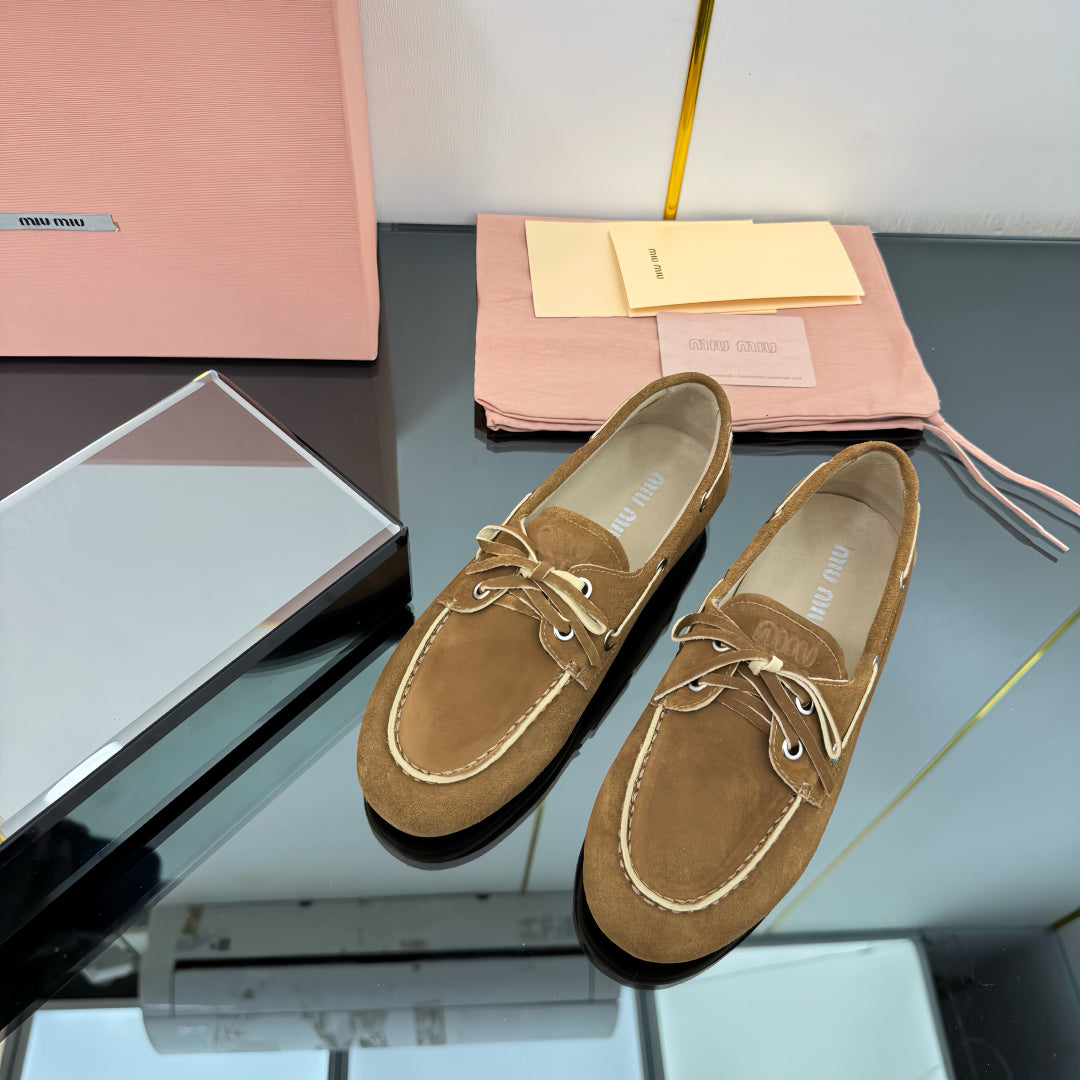 BOAT SHOES IN DARK BEIGE SUEDE