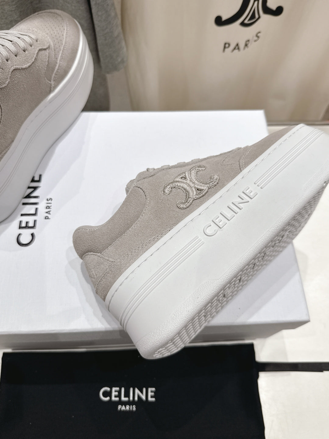 BLOCK SNEAKERS WITH EMBROIDERED TRIOMPHE IN MALIBU BEIGE SUEDE
