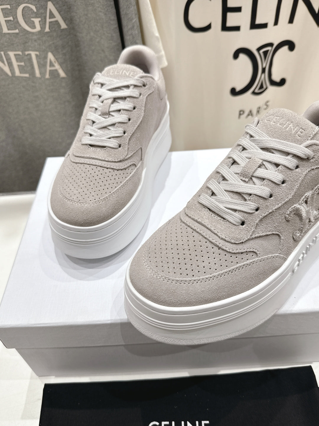 BLOCK SNEAKERS WITH EMBROIDERED TRIOMPHE IN MALIBU BEIGE SUEDE