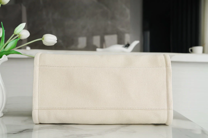 CHANEL TOTE BAG 39 ATTACHED PEARL LOGO IN BEIGE CANVAS GOLD HARDWARE