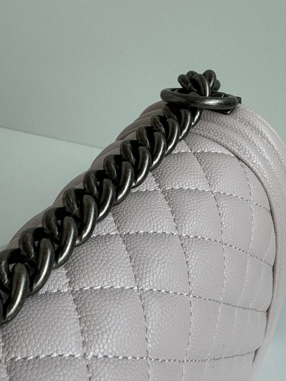 CHANEL BOY BAG MEDIUM 25 IN PINK  CALFSKIN