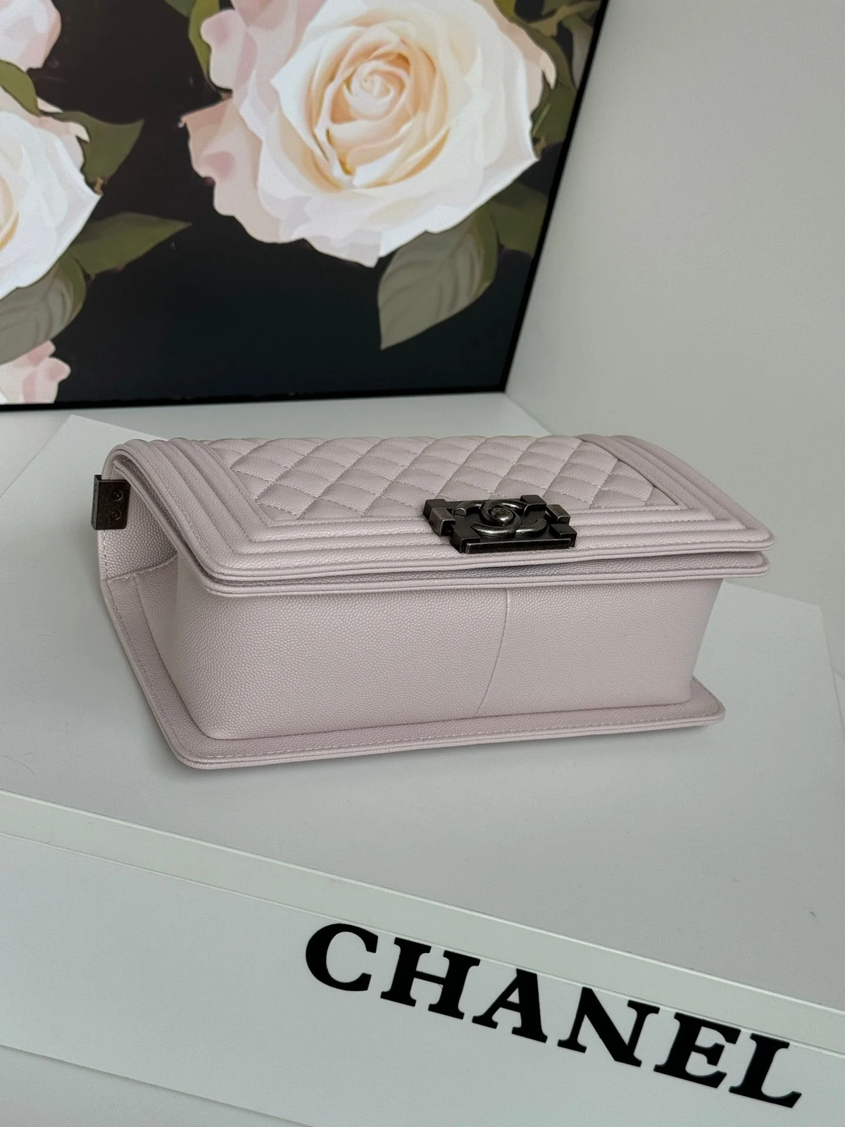 CHANEL BOY BAG MEDIUM 25 IN PINK  CALFSKIN