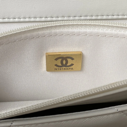 CHANEL 19 WOC 19CM WHITE LAMBSKIN GOLD