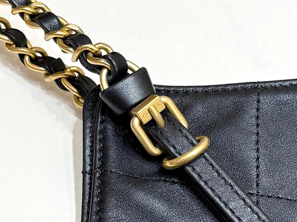 CHANEL MEDIUM MAXI SHOPPING BAG 47 IN BLACK CALFSKIN GOLD-TONE METAL