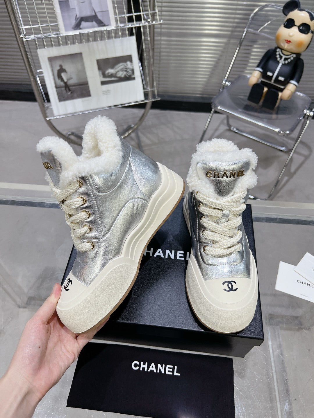 MARTIN BOOTS IN SILVER CALFSKIN AND LAMB FUR LINING