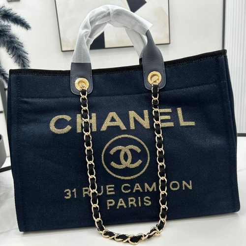 CHANEL DEAUVILLE LARGE 38 TOTE BAG IN BLACK CANVAS WITH GOLD EMBROIDERED LOGO