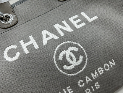 CHANEL CC DEAUVILLE LARGE 38 TOTE BAG IN GREY CANVAS WITH WHITE LOGO