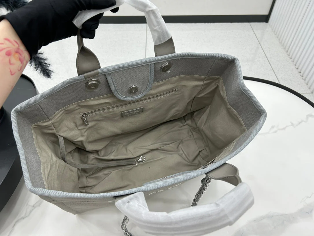 CHANEL CC DEAUVILLE LARGE 38 TOTE BAG IN GREY CANVAS WITH WHITE LOGO