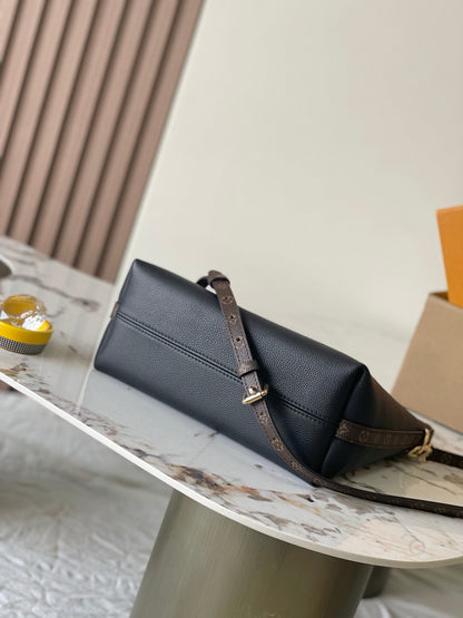 Louis Vuitton Multipass Mini Black