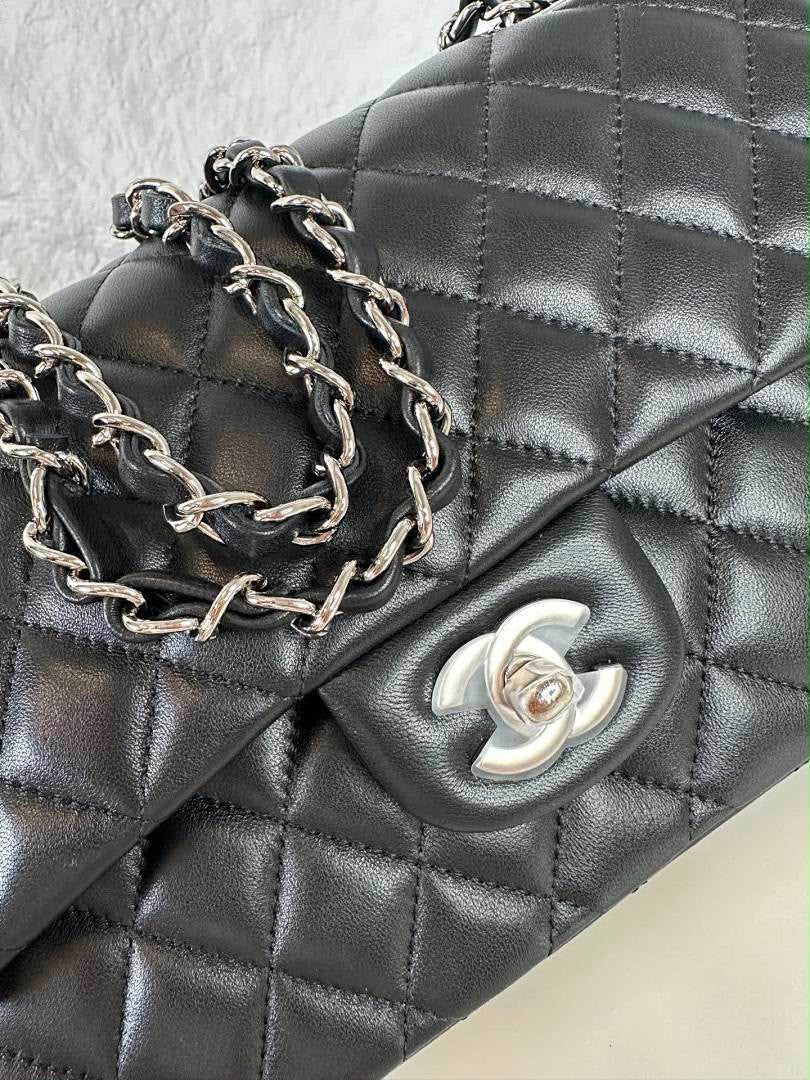 Chanel Classic Flap Medium Lambskin Sliver Hardware