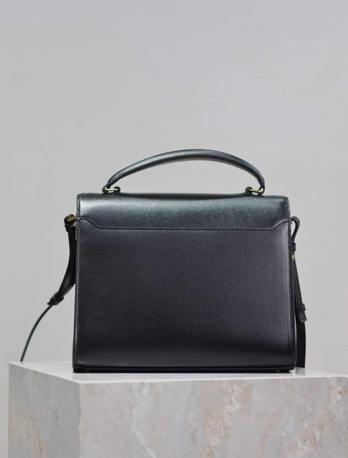 Saint Laurent Cassandra