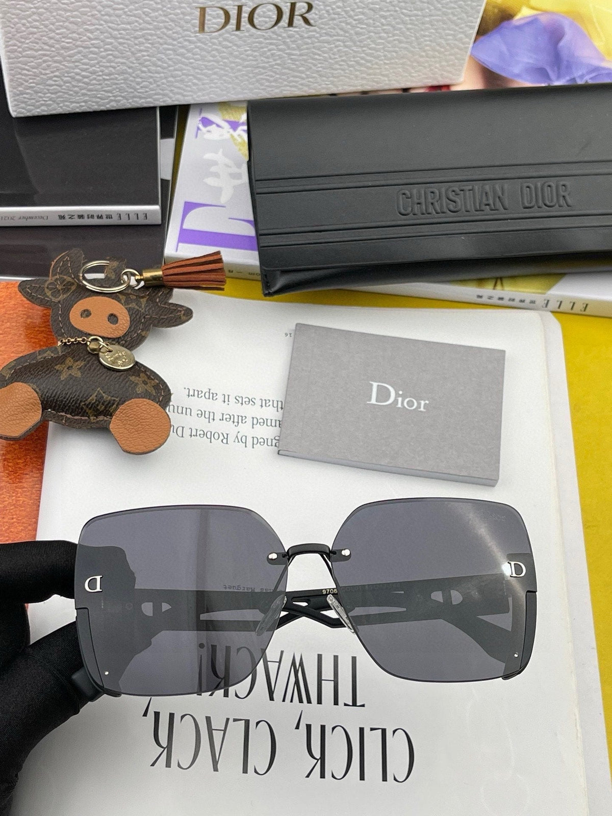 MONTAIGNE SUNGLASS CD6970 IN ACETATE