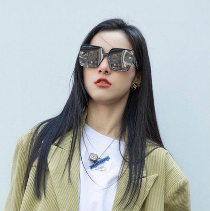 MONTAIGNE SQUARE SUNGLASS CD7129 IN ACETATE
