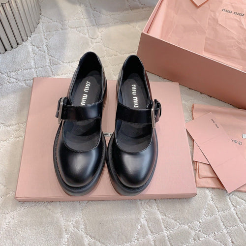 Loafer Black Cowhide With Cross-strap