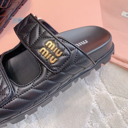 Black Stylized Slippers Sheepskin