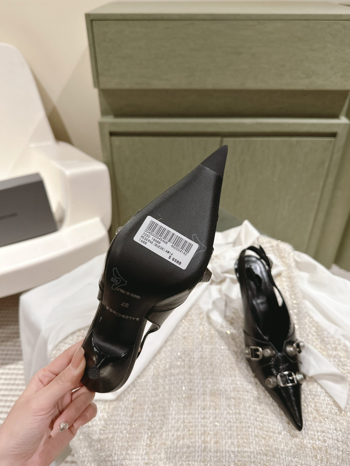CAGOLE HIGH SLINGBACK IN BLACK GLOSSY CALFSKIN