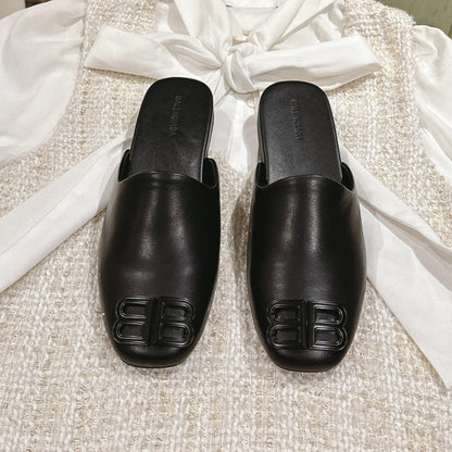 BLACK SHINY LAMBSKIN SQUARE TOE FLAT MULES BLACK BUCKLE