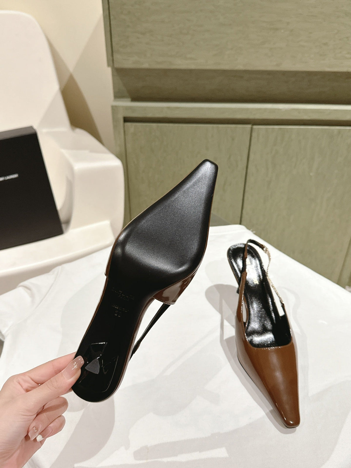 BLAKE SLINGBACK PUMPS 80 IN BROWN PATENT LEATHER