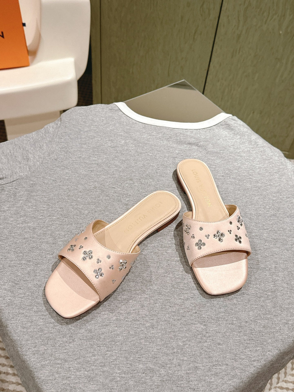 LV WOMEN FLAT MULE IN ALMOND BEIGE SATIN WITH RHINESTONE