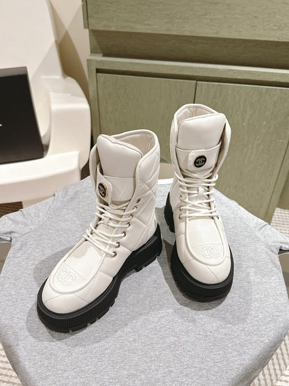 MARTIN BOOTS IN WHITE EMBROIDERED CALFSKIN