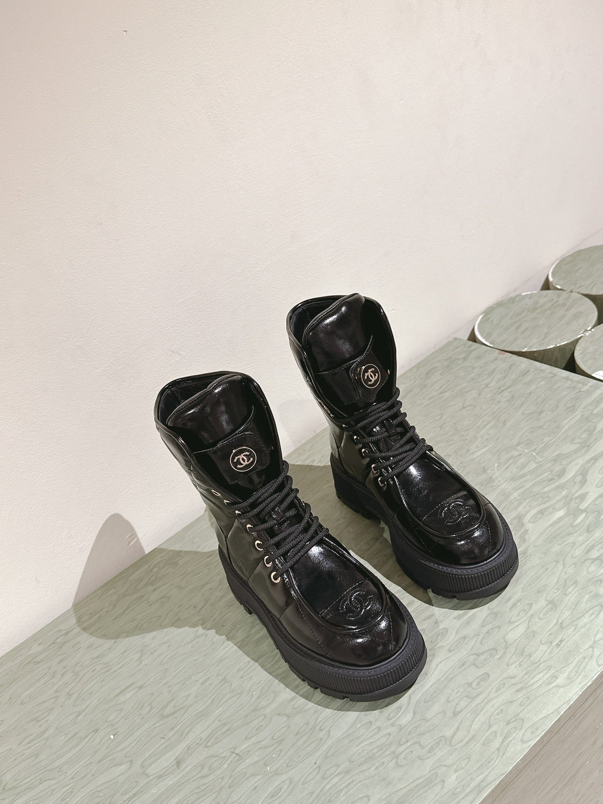 MARTIN BOOTS IN BLACK EMBROIDERED CALFSKIN