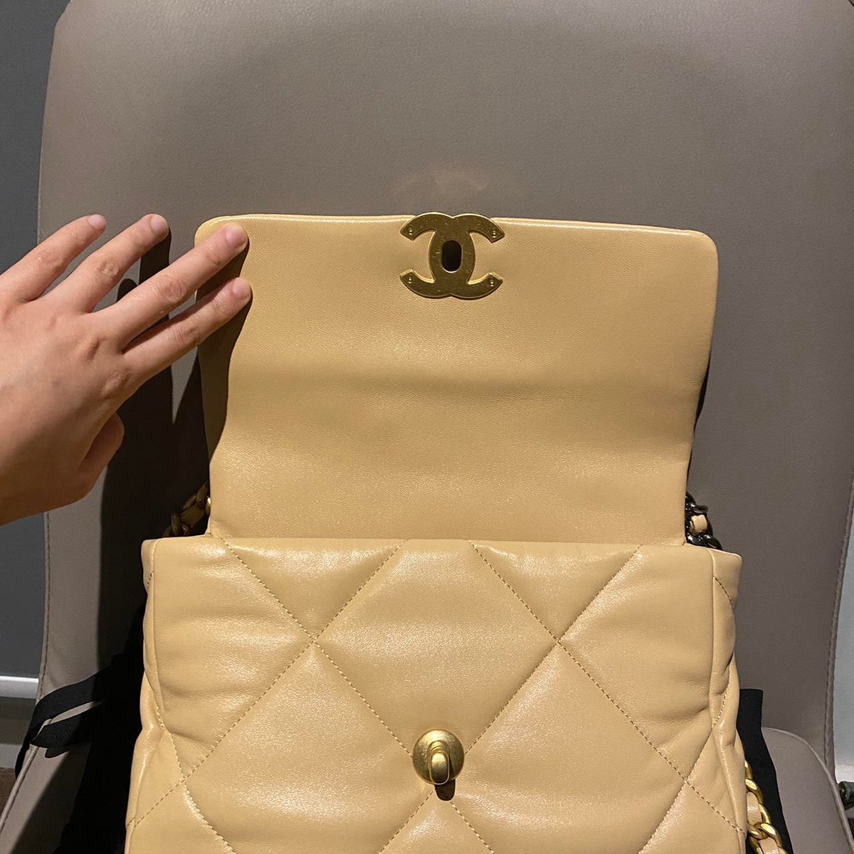Chanel 19 Flap in Creamy Beige Lambskin