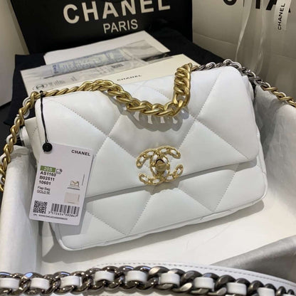 CHANEL 19 FLAP MEDIUM WHITE LAMBSKIN
