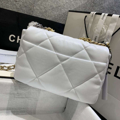 CHANEL 19 FLAP MEDIUM WHITE LAMBSKIN