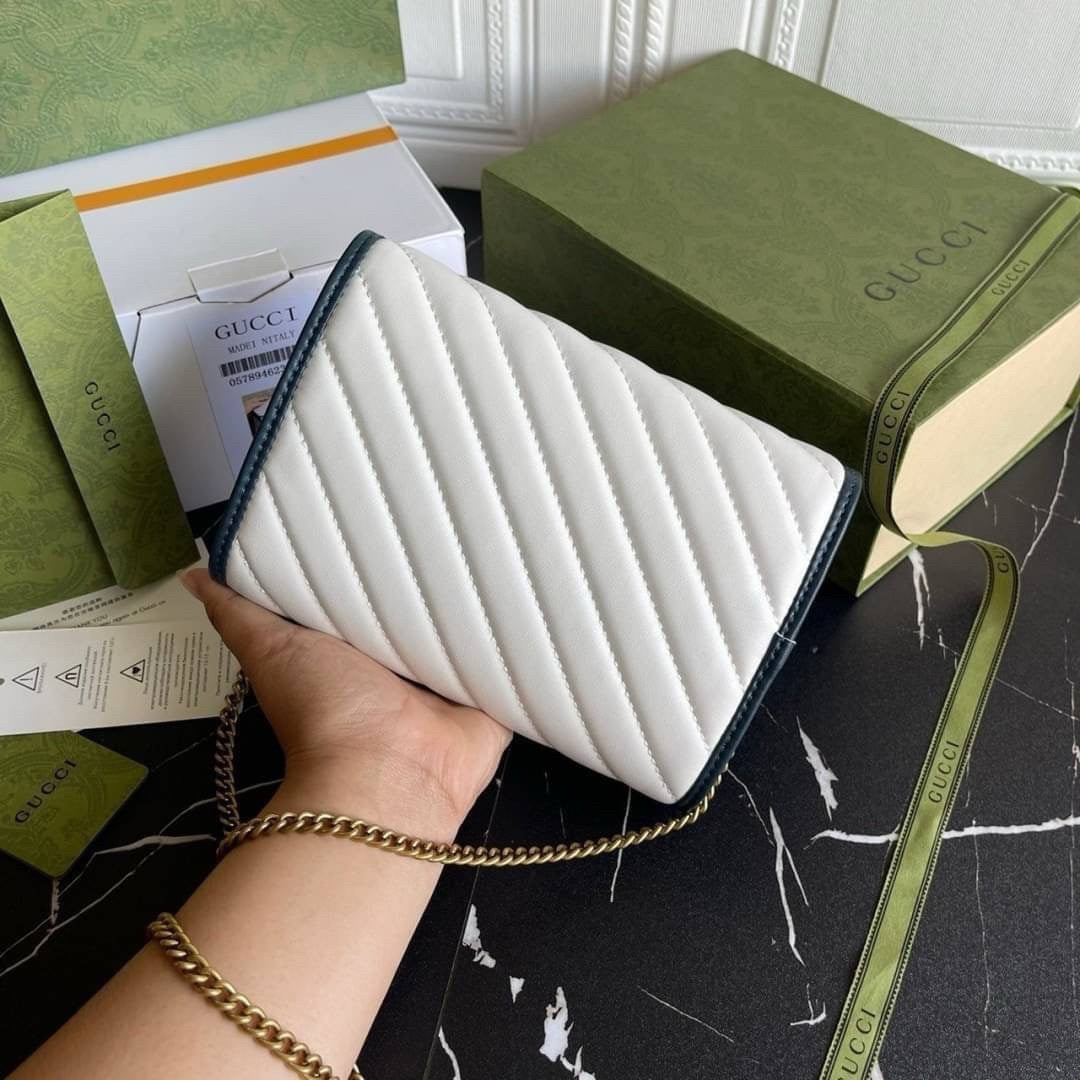 Gucci Chain Wallet GG Marmont