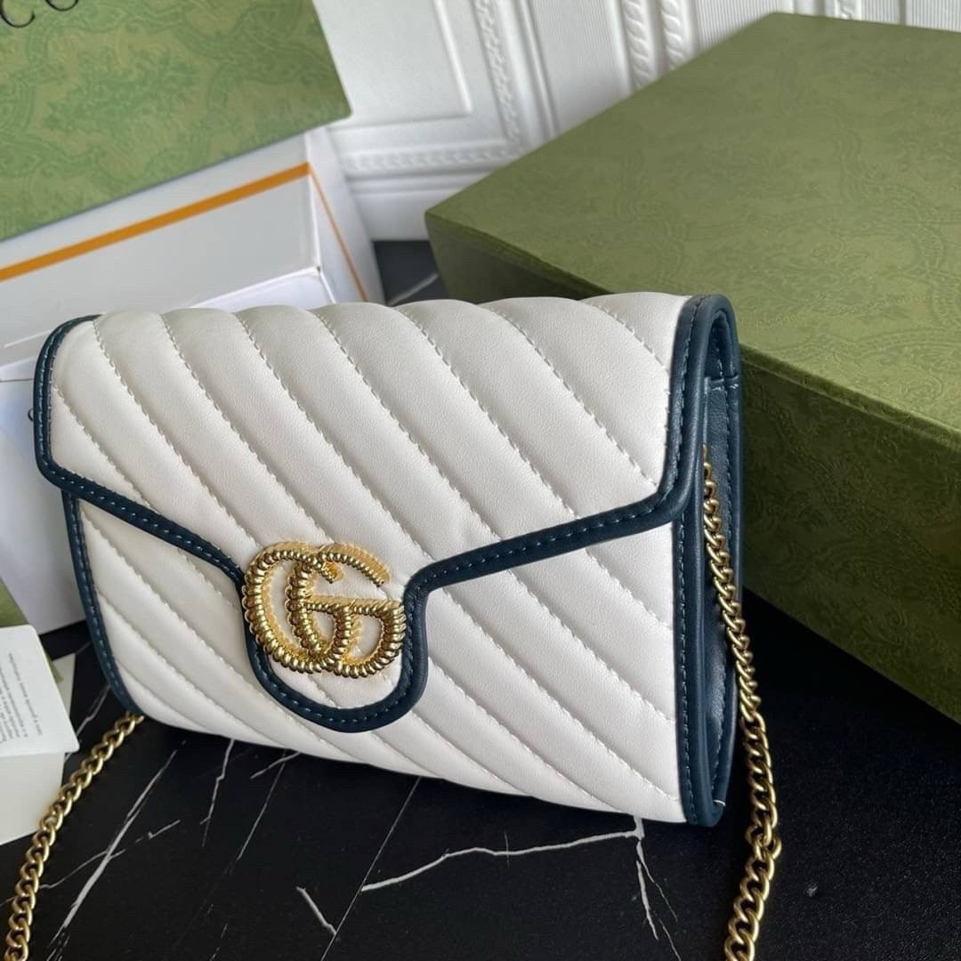 Gucci Chain Wallet GG Marmont