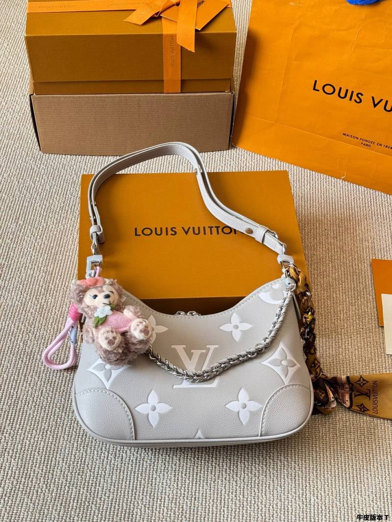 Louis Vuitton Boulogne PM handbag in Monogram Empreinte