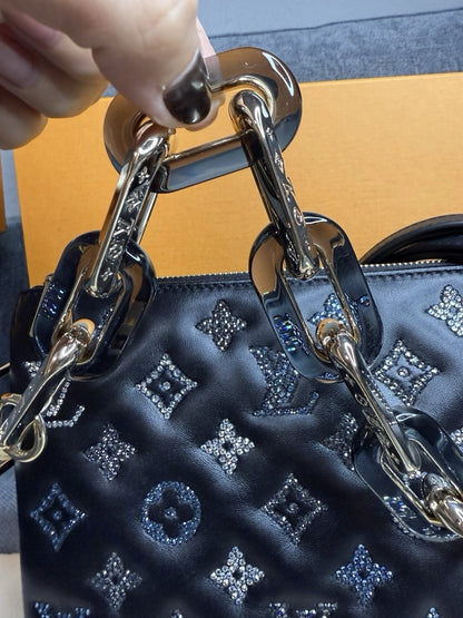 Louis Vuitton Coussin BB M23582 limitiert mit Strasssteinen