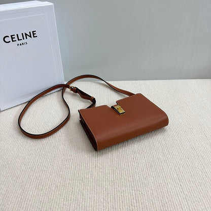 16 STRAP POCHETTE 18 IN BRONZE ORANGE SUPPLE CALFSKIN GOLD HARDWARE