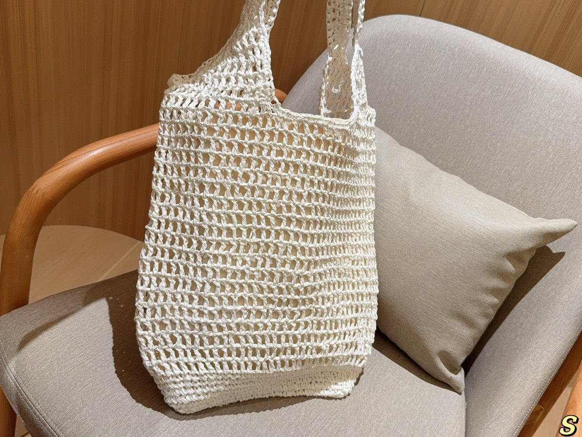 BLACK EMBROIDED LOGO TOTE BAG 38 IN WHITE WOVEN RAFFIA