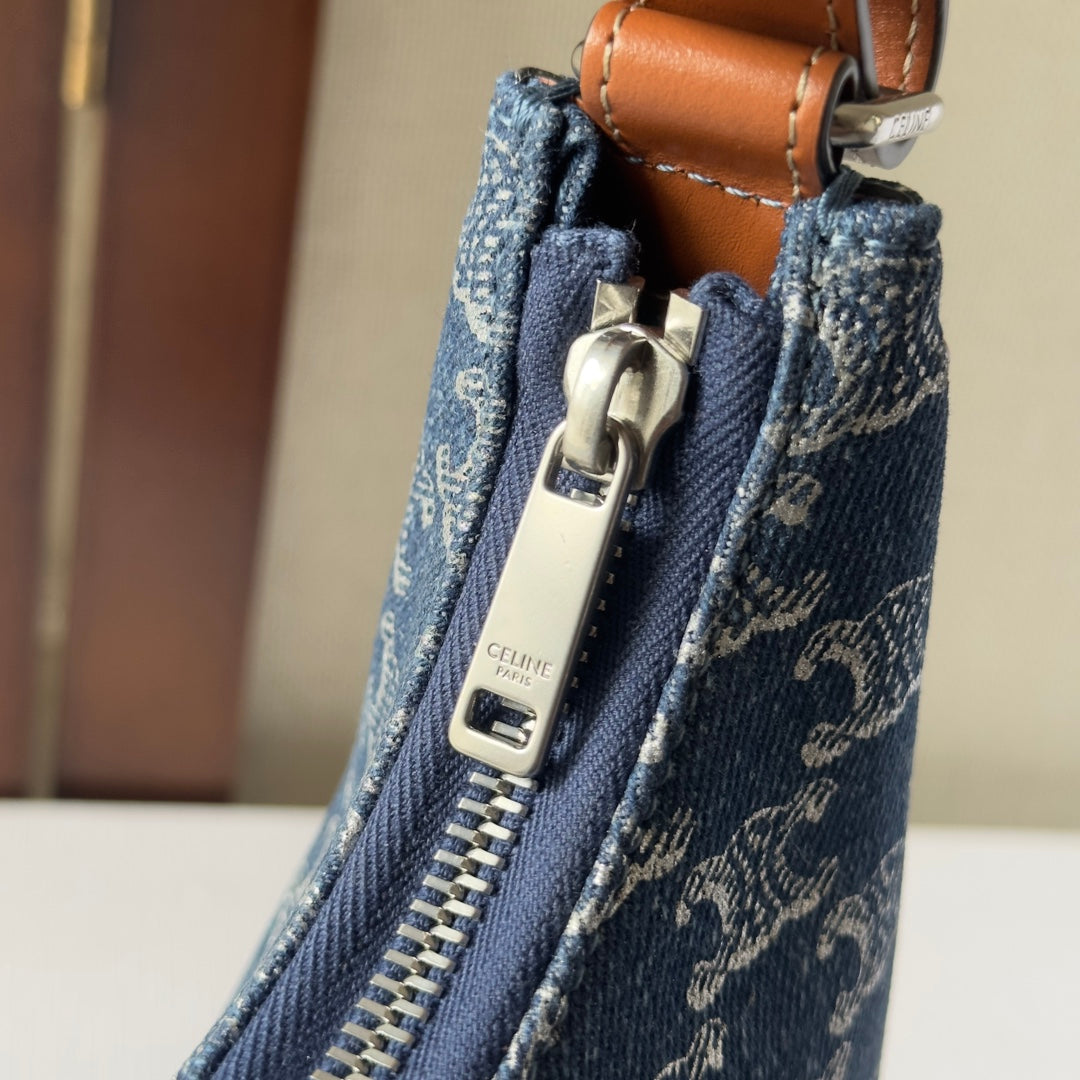 AVA BAG 24 IN BAYOUX BLUE TRIOMPHE DENIM
