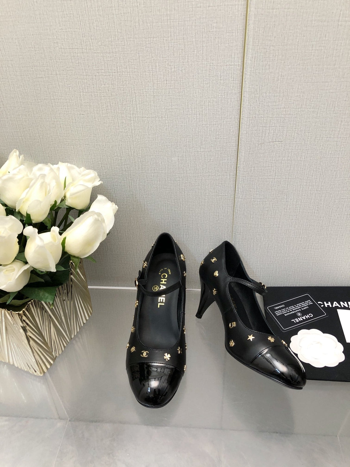 MARY JANE BLACK LAMBSKIN ATTACH METAL