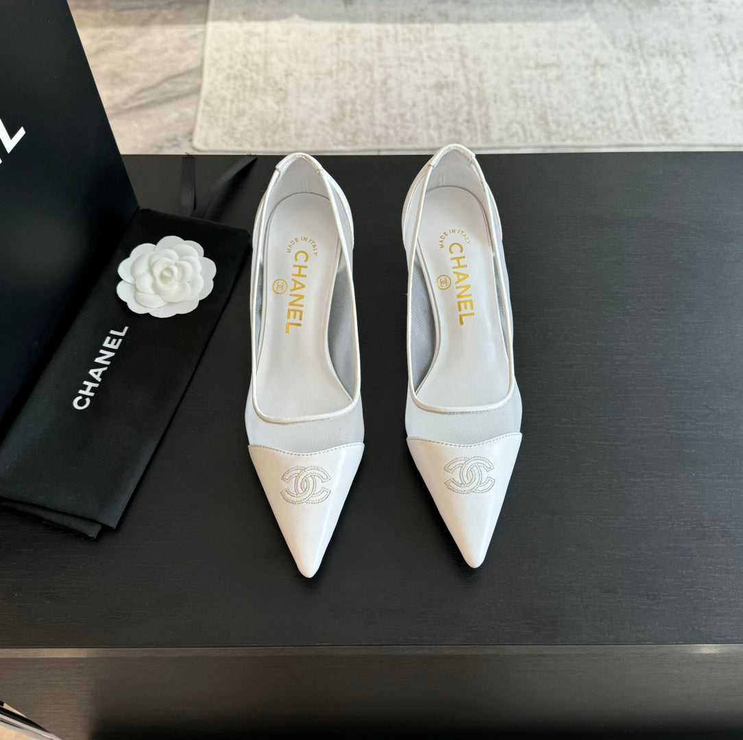 MESH LOGO HEELS IN WHITE LAMBSKIN
