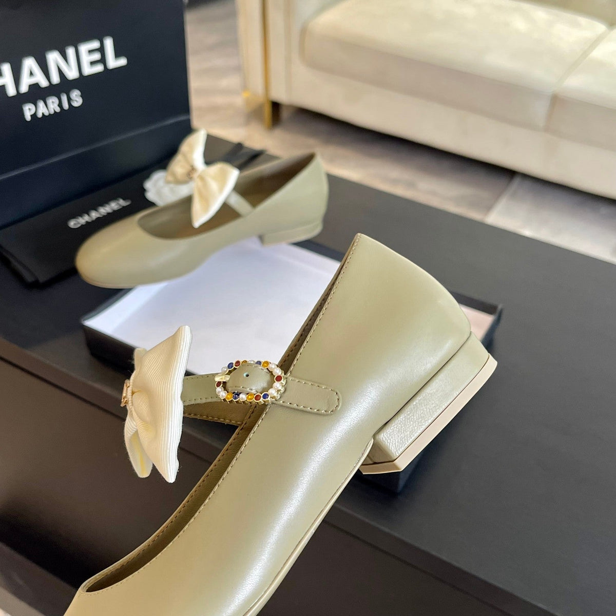 BALLET FLAT ECRU BEIGE LAMBSKIN WITH WHITE BOW