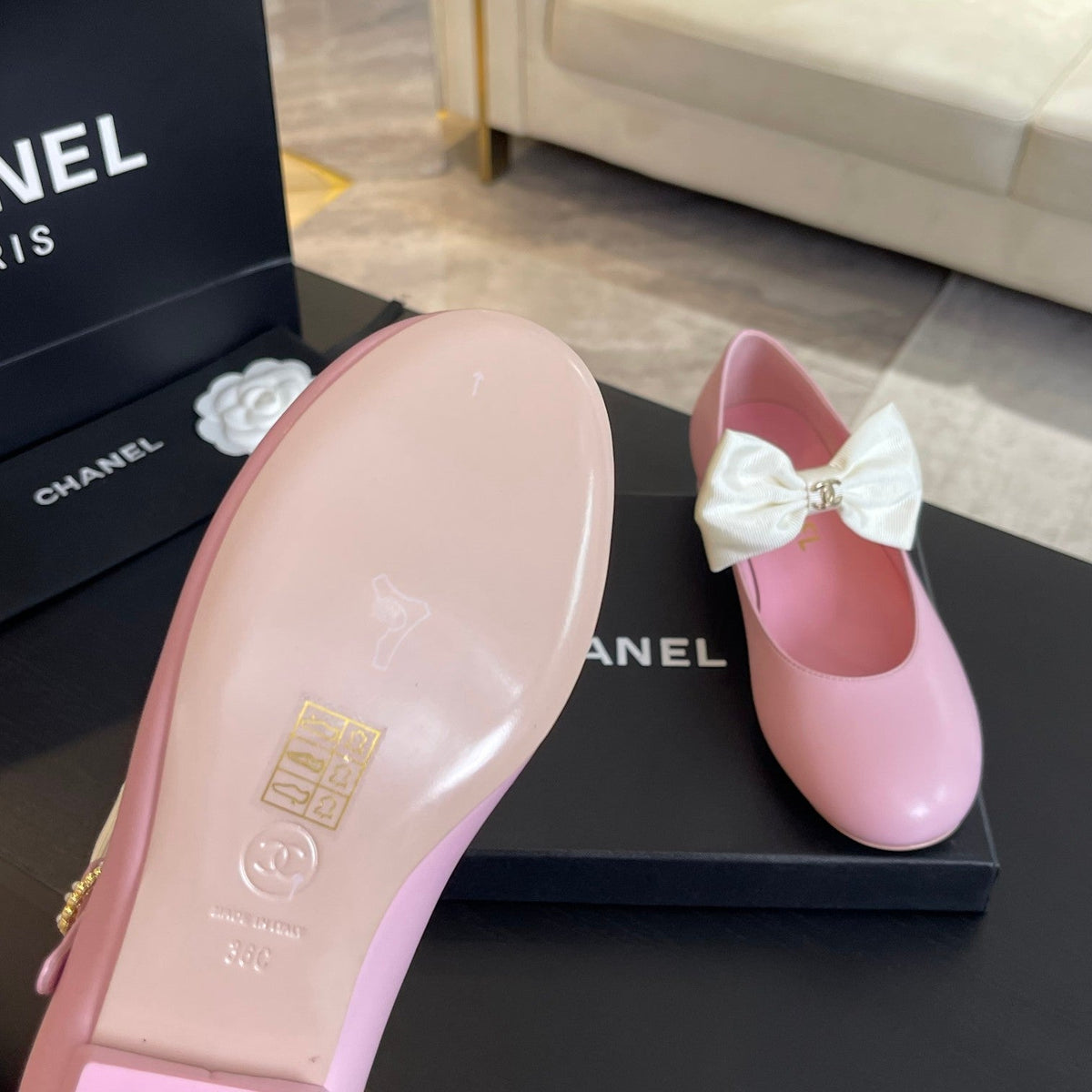 BALLET FLAT LIGHT PINK LAMBSKIN WITH WHITE BOW