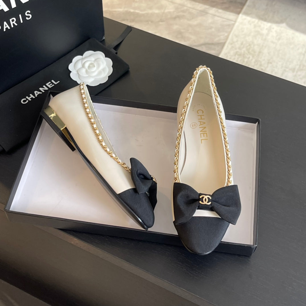 BALLET FLAT WHITE CALFSKIN AND FABRIC