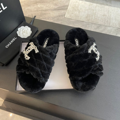 BLACK FUR CROSS SRAP SLIPPERS