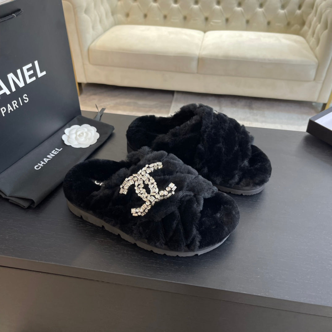 BLACK FUR CROSS SRAP SLIPPERS