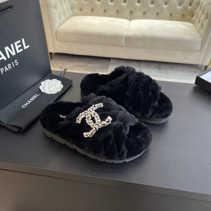 BLACK FUR CROSS SRAP SLIPPERS