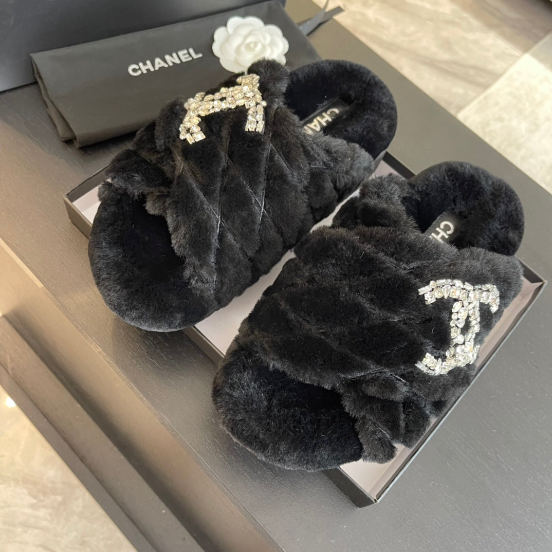 BLACK FUR CROSS SRAP SLIPPERS