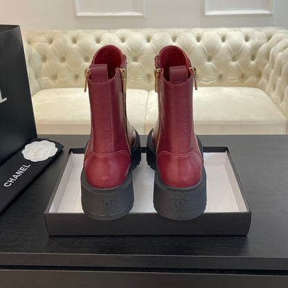 ANKLE BOOTS IN BLACK MIX GARNET RED LAMBSKIN