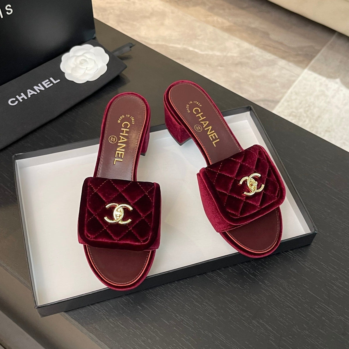 MID-HEEL 5 CM MULE IN BURGUNDY RED VELVET