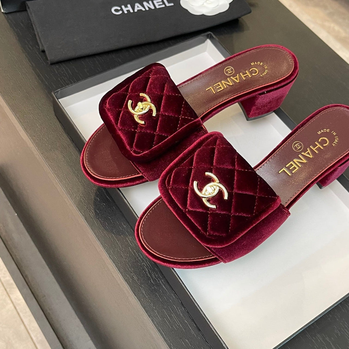 MID-HEEL 5 CM MULE IN BURGUNDY RED VELVET