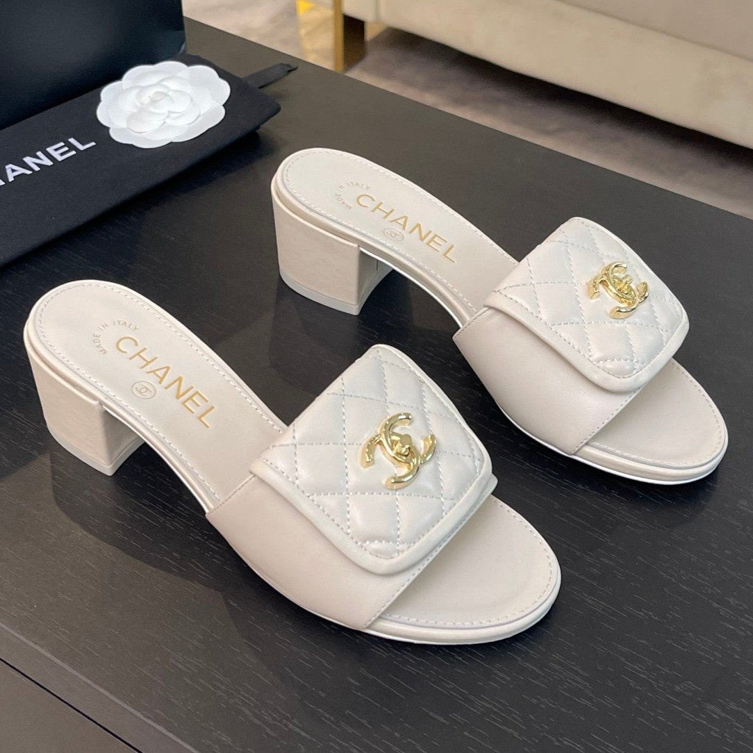 MID-HEEL 5 CM MULE IN WHITE LAMBSKIN