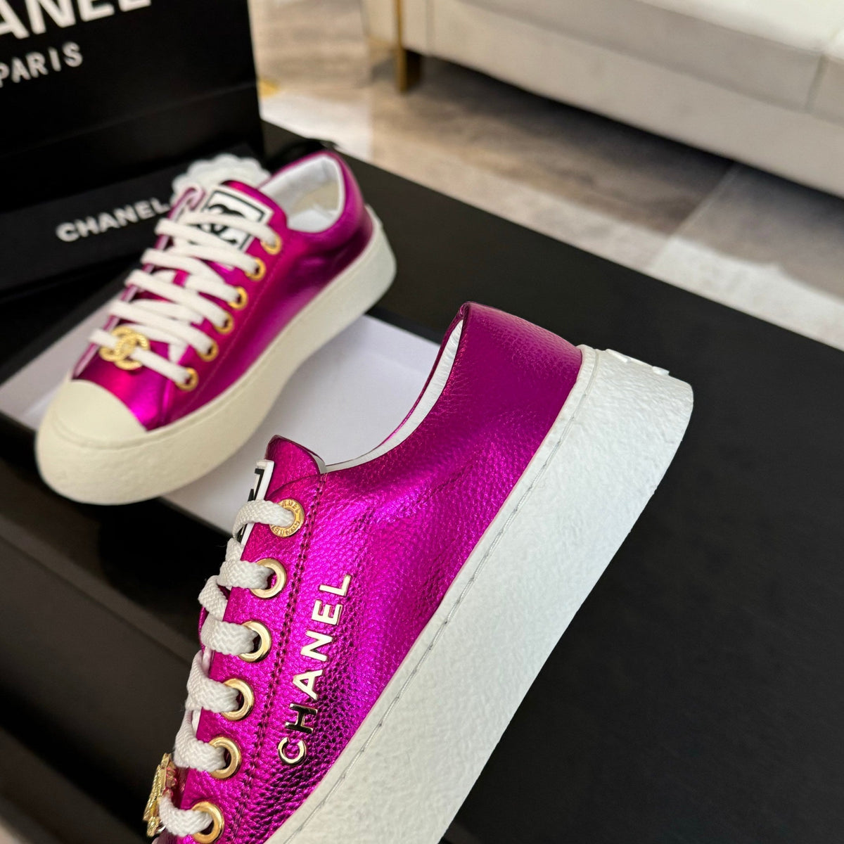 BIG-HEAD COOKIE SHOES IN MAGENTA PURPLE LAMBSKIN