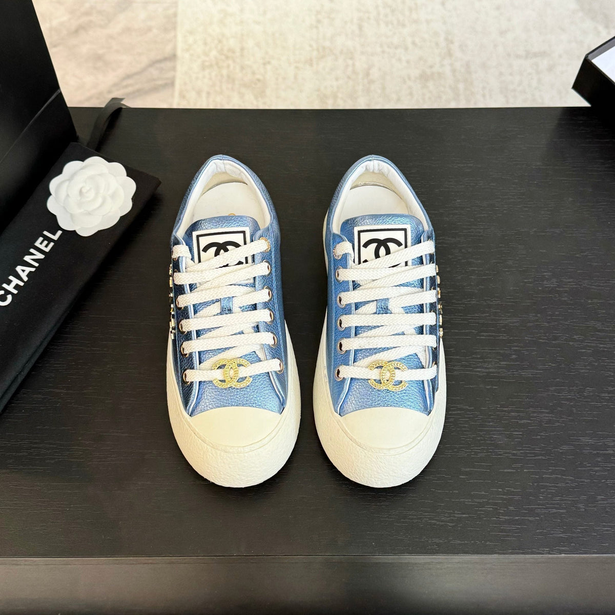 BIG-HEAD COOKIE SHOES IN TEAL BLUE MIX WHITE LAMBSKIN